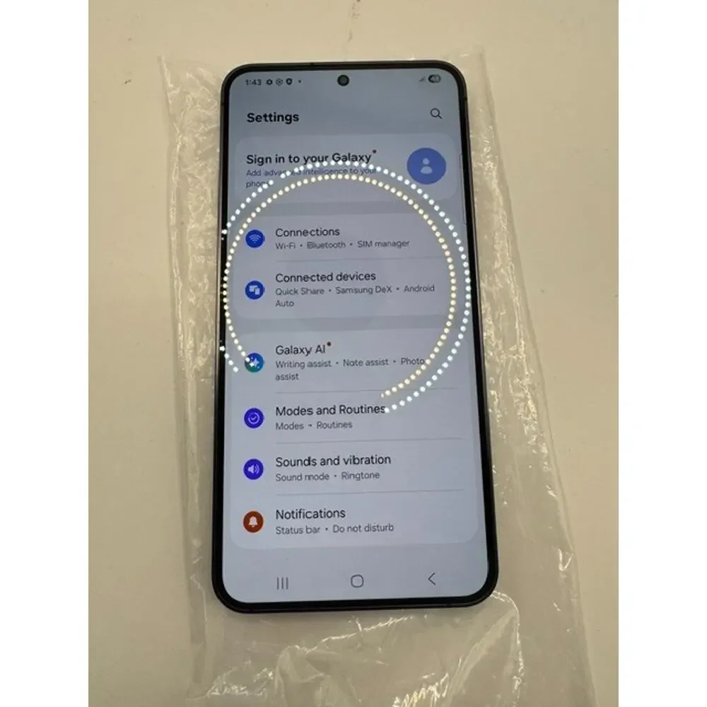 NEW - Samsung Galaxy S24 128GB S921U Fully Unlocked - Excellent condition